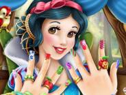 Snow White Nails 2
